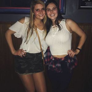 Meet your Posher, Caroline